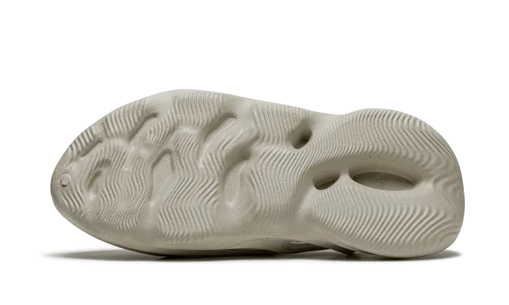 adidas Yeezy Foam RNNR Sand