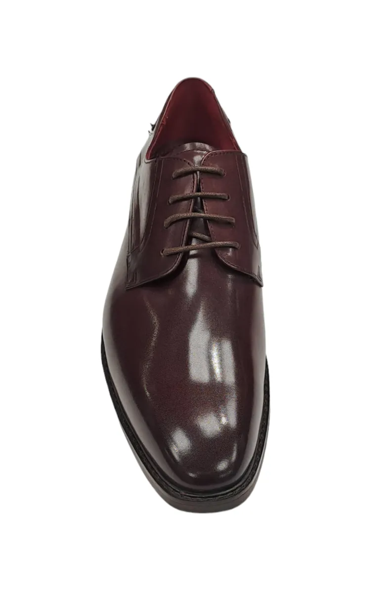 Escape Magic Daze Laced Dress Shoe - Burgundy